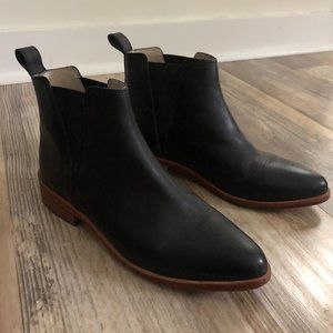 Nisolo Black Chelsea Boots